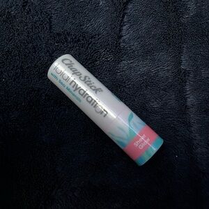 Chapstick Total Hydration in Sheer Glow